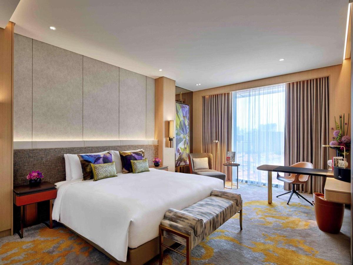 Sofitel Singapore City Centre Екстериор снимка